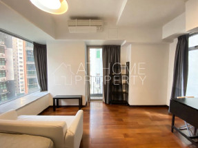 Furnished studio, quiet location