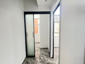 兩房一廳,有冷氣,旺市區內,歡迎約睇