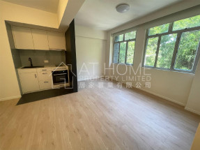 Nice deco, open plan, greenery view