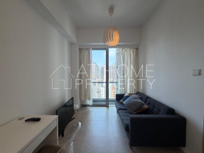 Fully furnished, open kitchen, city view, quiet location