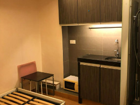 開放式，有部分傢私電器，獨立衛浴，旺市區，可養小型寵，歡迎約睇