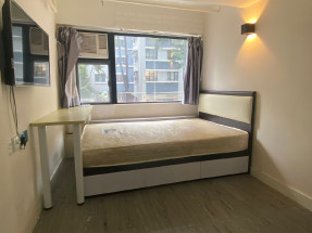 套房單位，有大閘，旺市區內，歡迎約睇