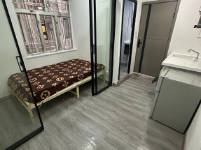 一房一廳單位，有部分傢私電器，拎包入住，間隔合理，歡迎約睇