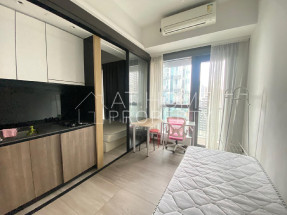 High floor, partial furnished, next to MTR station