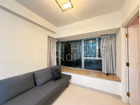Furnished, high floor, practical layout