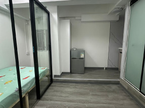 一房一廳單位，有部分傢私電器，拎包入住，間隔合理，歡迎約睇