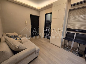 Furnished, nice deco, convenient location