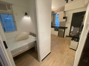 佐敦彌敦道231號金陵大廈  全新裝修，（單位全部都係窗），300 尺，兩房一廳，獨立櫥櫃， 洗手間（乾濕分離，獨特溫泉式浴室)$15000