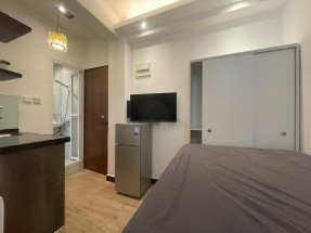 佐敦食街旁｜金陵大廈 通勤自住一流