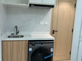 有基本家私電器，可短租，拎包入住，旺市區內，歡迎約睇