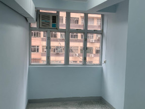 開放式單位,有電梯,有獨立衛浴,有窗,歡迎約睇