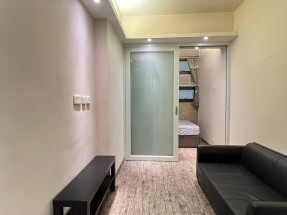 一房一廳間隔,有基本家私電器,拎包入住,完事區內,歡迎約睇