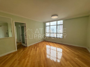 Nice condition, practical layout, open city view, quiet location