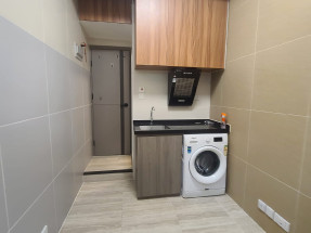 一房一廳，有部分傢私電器，拎包入住，歡迎約睇