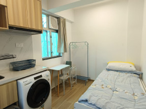 樓下過馬路就到銅鑼灣地鐵站,環境十分便利,有電梯,歡迎約睇