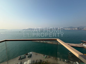 Furnished, practical layout, convenient location, stunning sea view