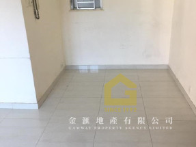 光亮開揚,近大型商場,民生工商齊全,優越方便