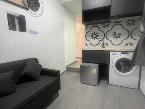 業昌大廈一房一廳單位，有部分傢私電器，歡迎約睇