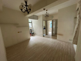 Practical layout, quiet location