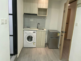 雅裝一房實用間隔 , 即租即住 , 旺市地段 , 食肆林立 , 選擇多。