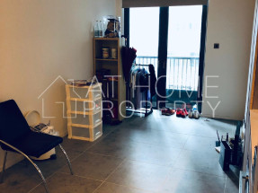 Practical layout, low age building, convenient location