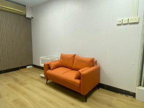 一房一廳，有部分傢私電器，拎包入住，歡迎約睇