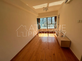 High floor, practical layout, convenient location