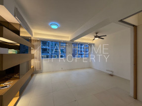 Practical layout, nice deco, convenient location