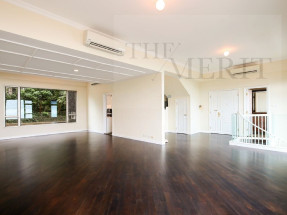 Spacious, layout, please make appointment for viewing