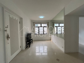 Practical layout, quiet location