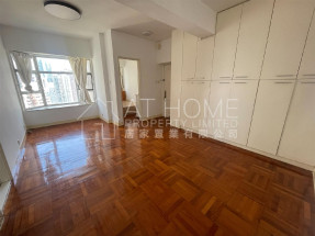 Open city view, big living room, convenient location