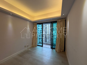 Nice deco, enlarged bedroom, convenient location