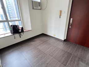 Nice deco, convenient location