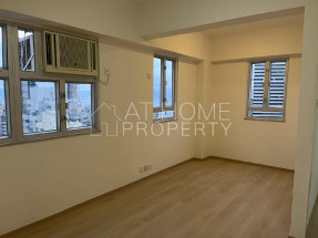 Newly renovated, open city view, quiet location