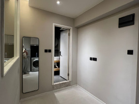 一房一廳，有基本傢私電器，拎包入住，歡迎約睇