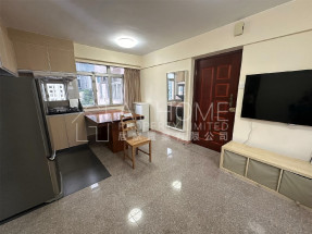 Practical layout, quiet location