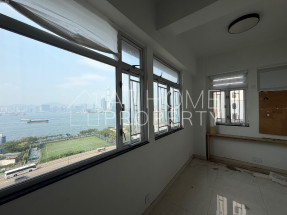 Stunning view, convenient location, high floor