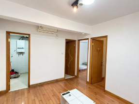 Convenient location, practical layout