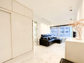 Partial furnished, practical layout, convenient location