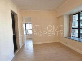 Enlarged bedroom, nice deco, convenient location