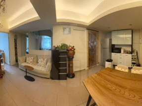 鴻裕大廈A座中低層13室 🏠✨ 📍 長沙灣青山道 | 💰 $568萬 | 📏 574呎 | 🛏️ 3房1廳