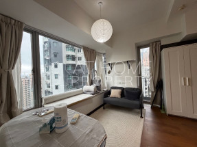 Practical layout, open kitchen, quiet location