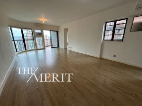 Open views; includes a terrace; high usability.