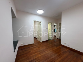 Good condition, practical layout, convenient location