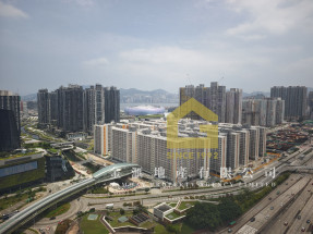 近大型商場,有露台,有會所,光猛開揚,
