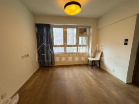Practical layout, quiet location