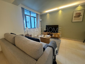 Fully furnished, convenient location