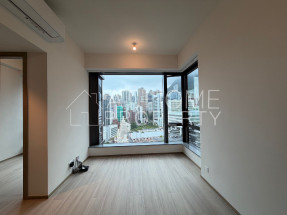High floor, open view, quiet location