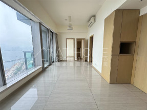 High floor, open sea view, convenient location