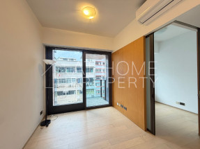 Good condition, low age building, convenient location